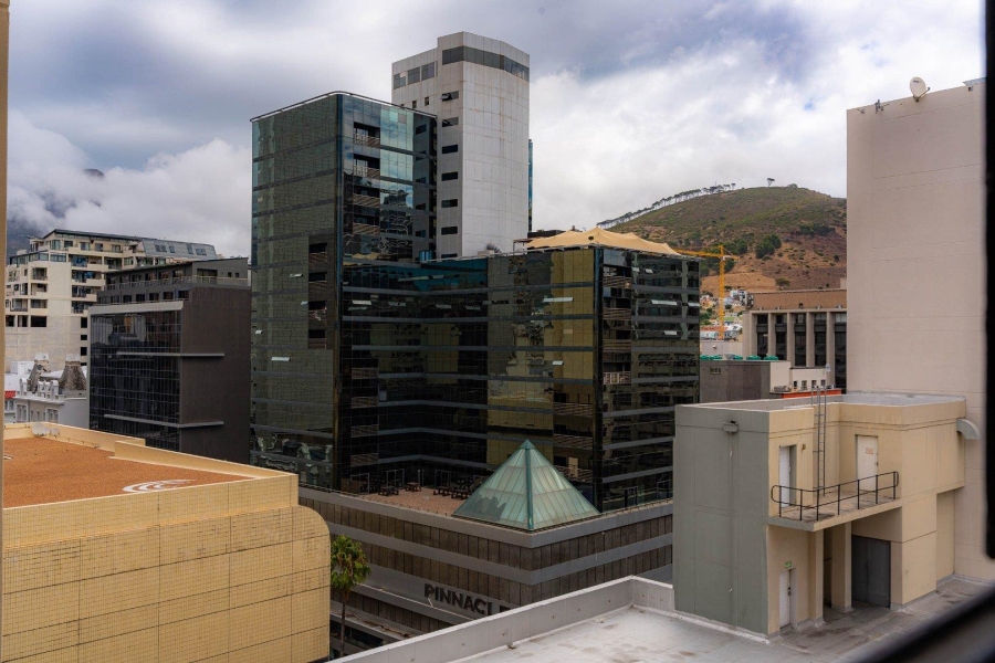 1 Bedroom Property for Sale in Cape Town City Centre Western Cape